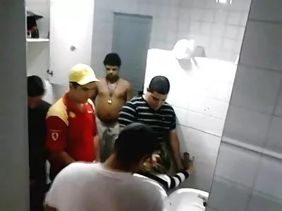 Đừng đụ nó là để cưới một người đẹp trẻ, và sau đó phhim set nhat ban kích động cô ấy trên giường